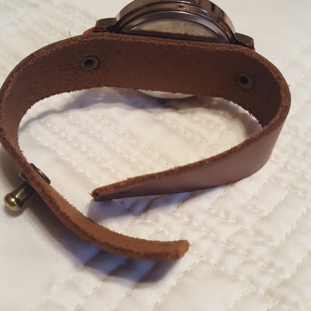 Watch - Picture 4 of 5